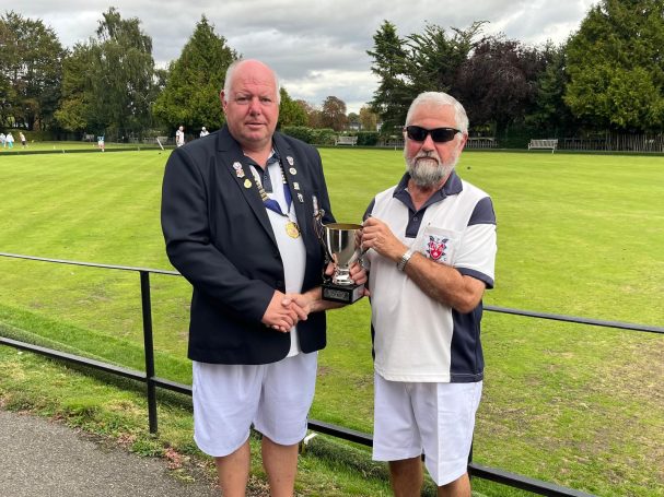 Veterans : Mick Ross
